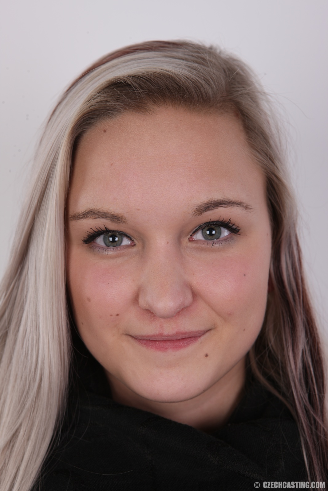 czechcasting young small tits